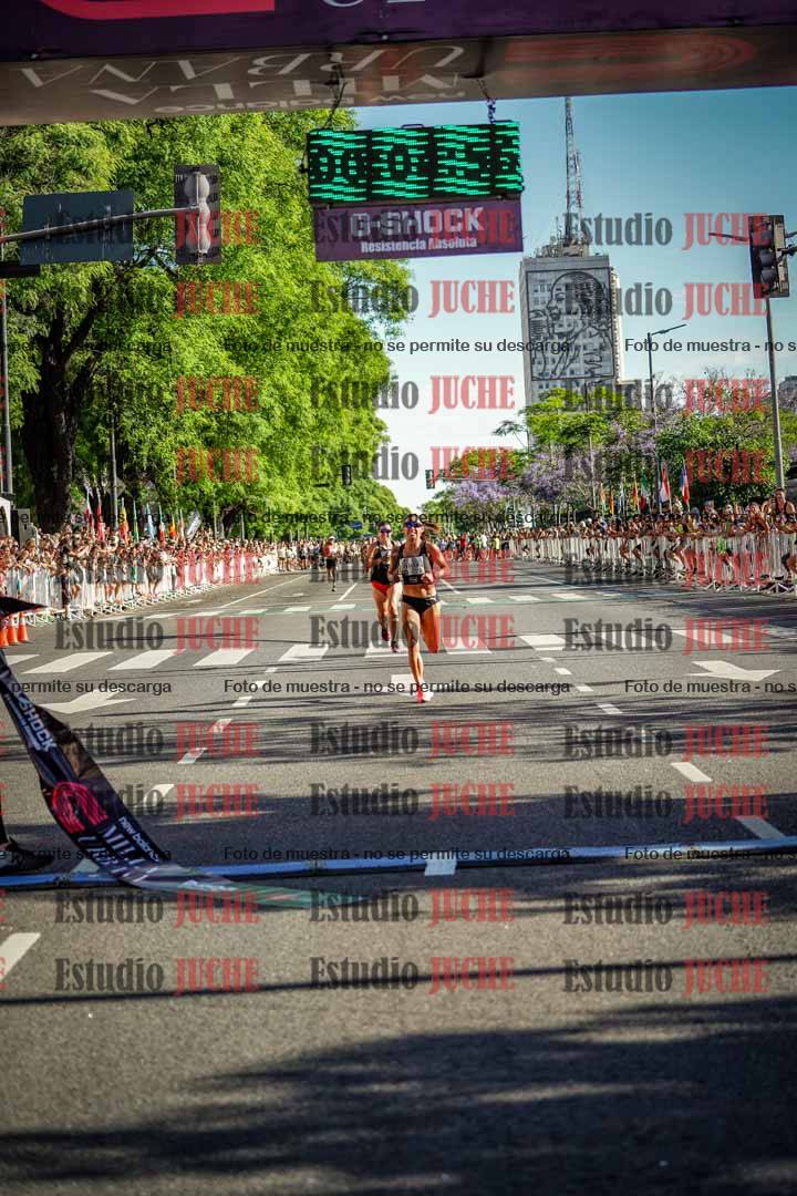 Fotos de la llegada - categoría ÉLITE FEMENINA