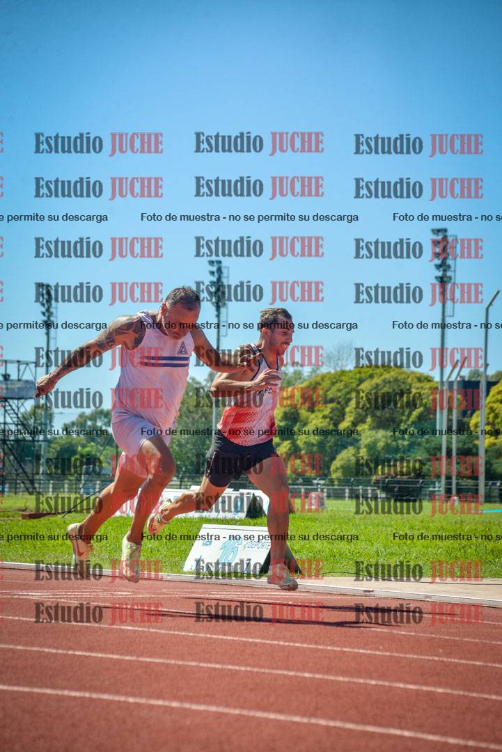 Fotos de los 100 m llanos de varones