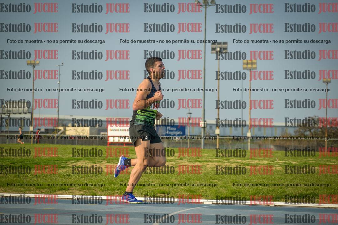 Fotos de los 3000 m llanos de varones