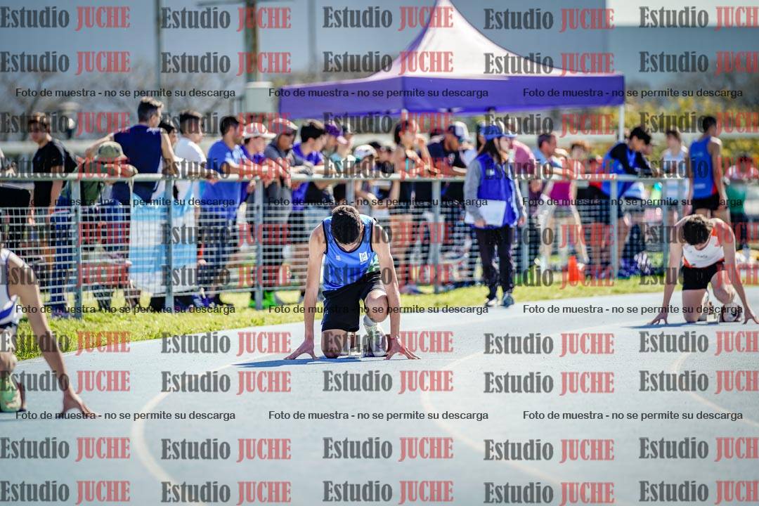 Fotos de los 400 m llanos de varones