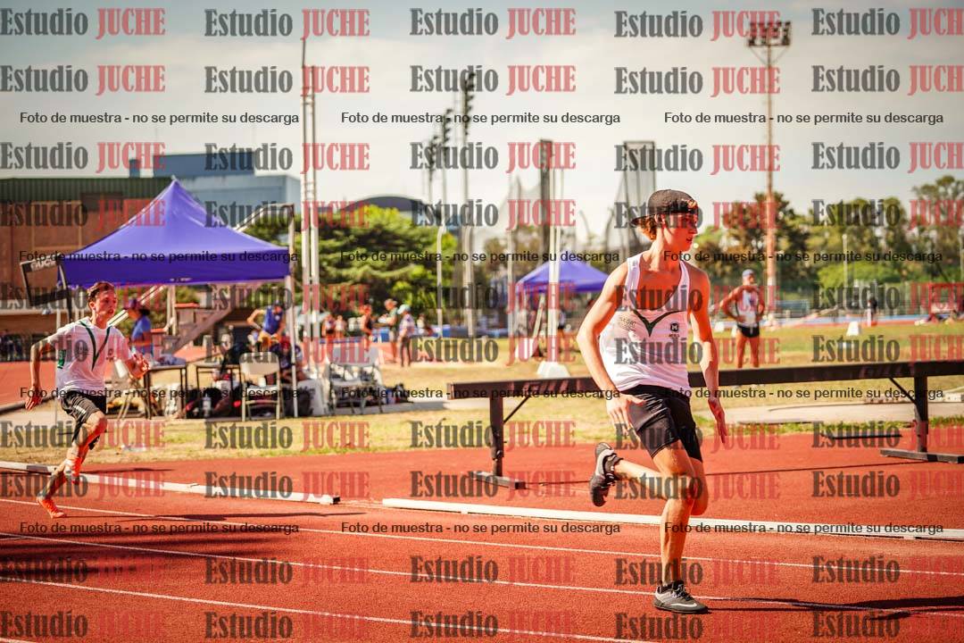 Fotos de los 400 m llanos de varones