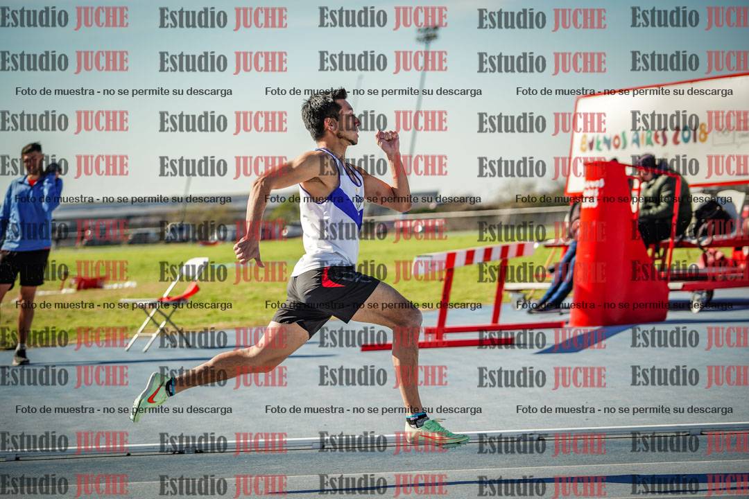 Fotos de los 400 m llanos de varones