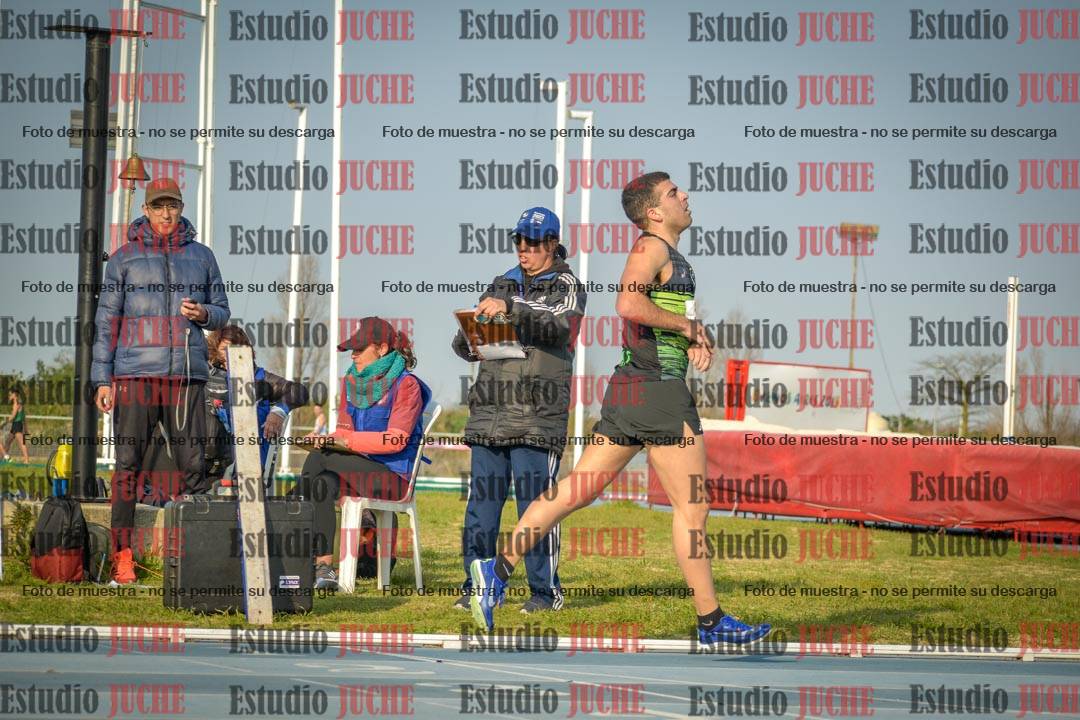 Fotos de los 3000 m llanos de varones