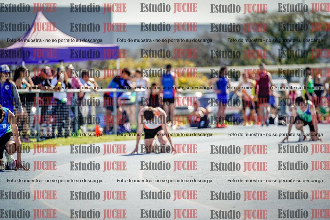 Fotos de los 400 m llanos de varones