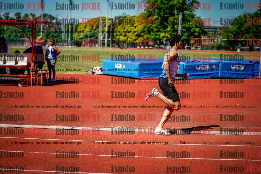 Fotos de los 800 m llanos de varones