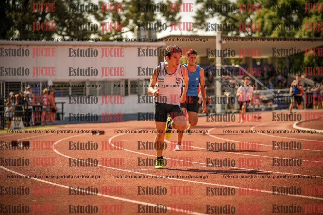 Fotos de los 400 m llanos de varones