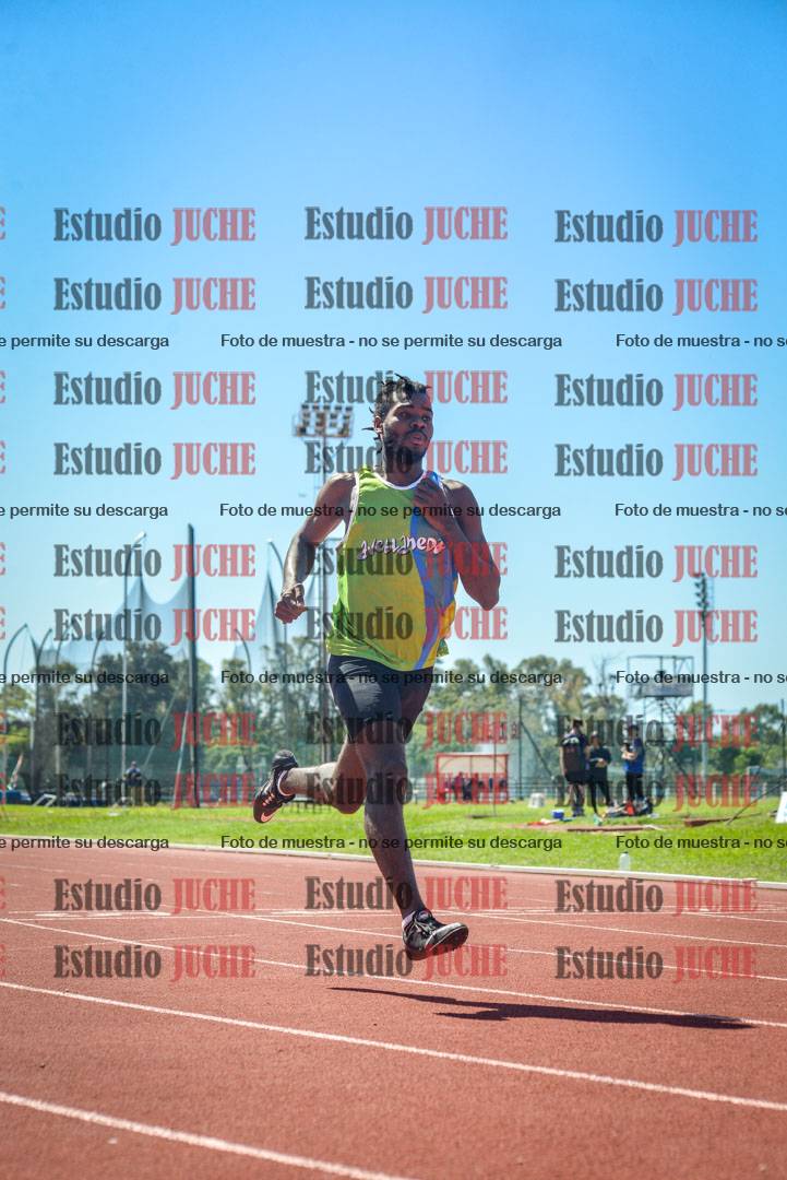 Fotos de los 100 m llanos de varones