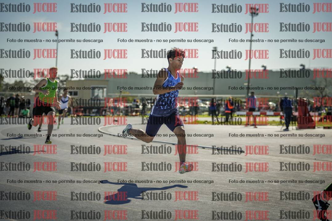 Fotos de los 400 m llanos de varones