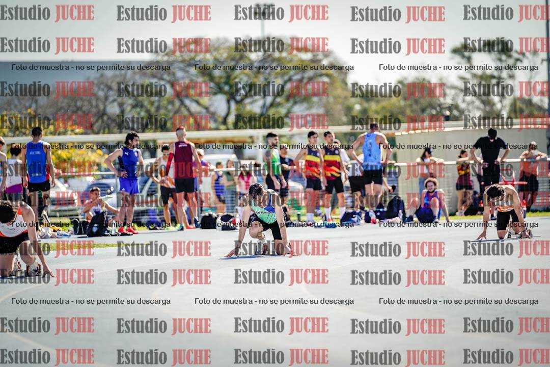 Fotos de los 400 m llanos de varones