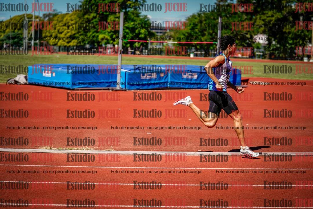 Fotos de los 800 m llanos de varones