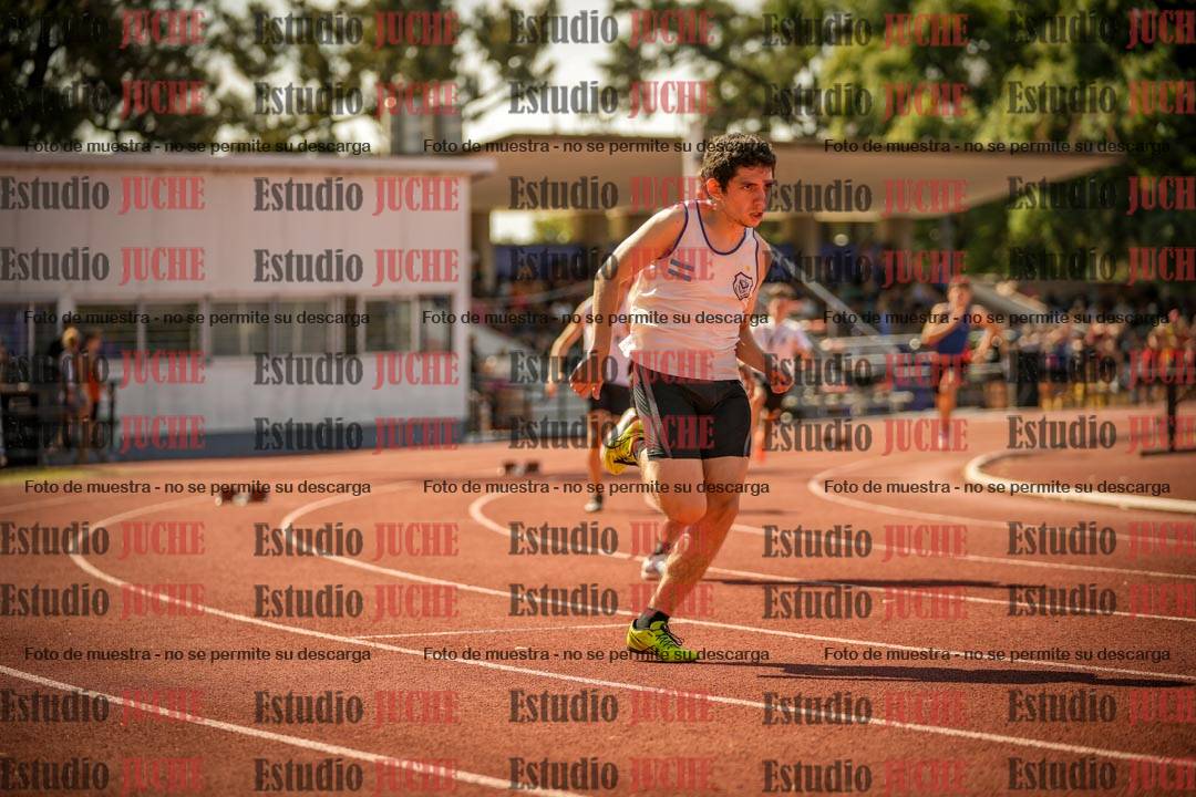 Fotos de los 400 m llanos de varones
