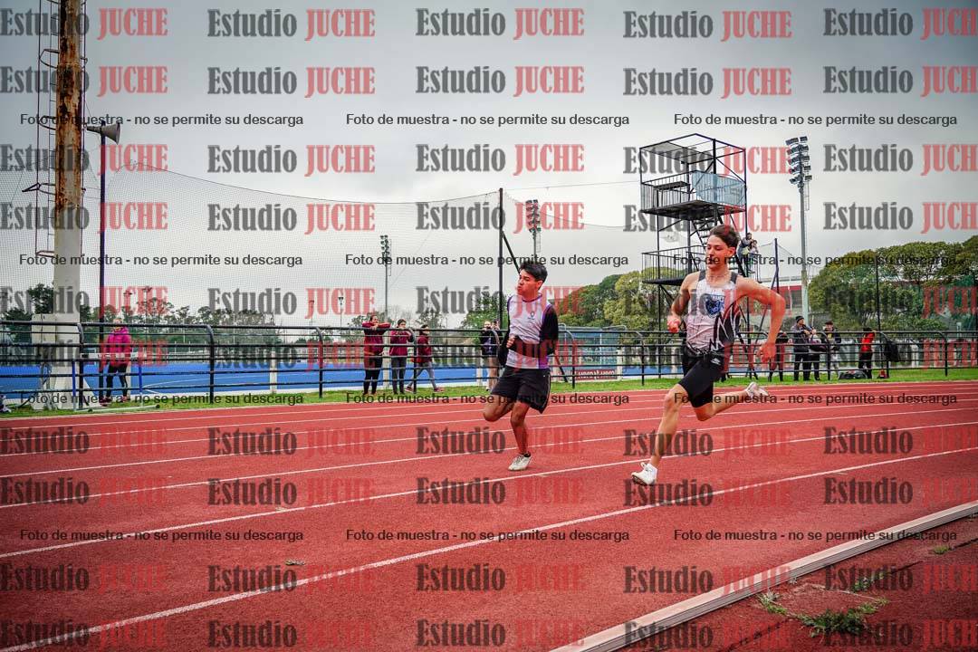 Fotos de los 200 m llanos de varones