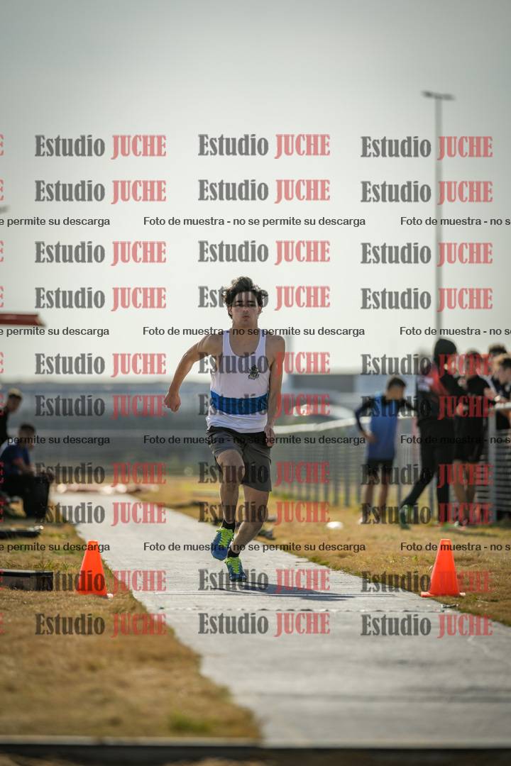 Fotos del salto triple de varones