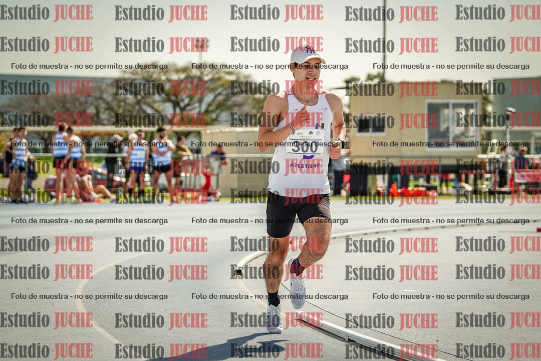Fotos de los 3000 m llanos de varones