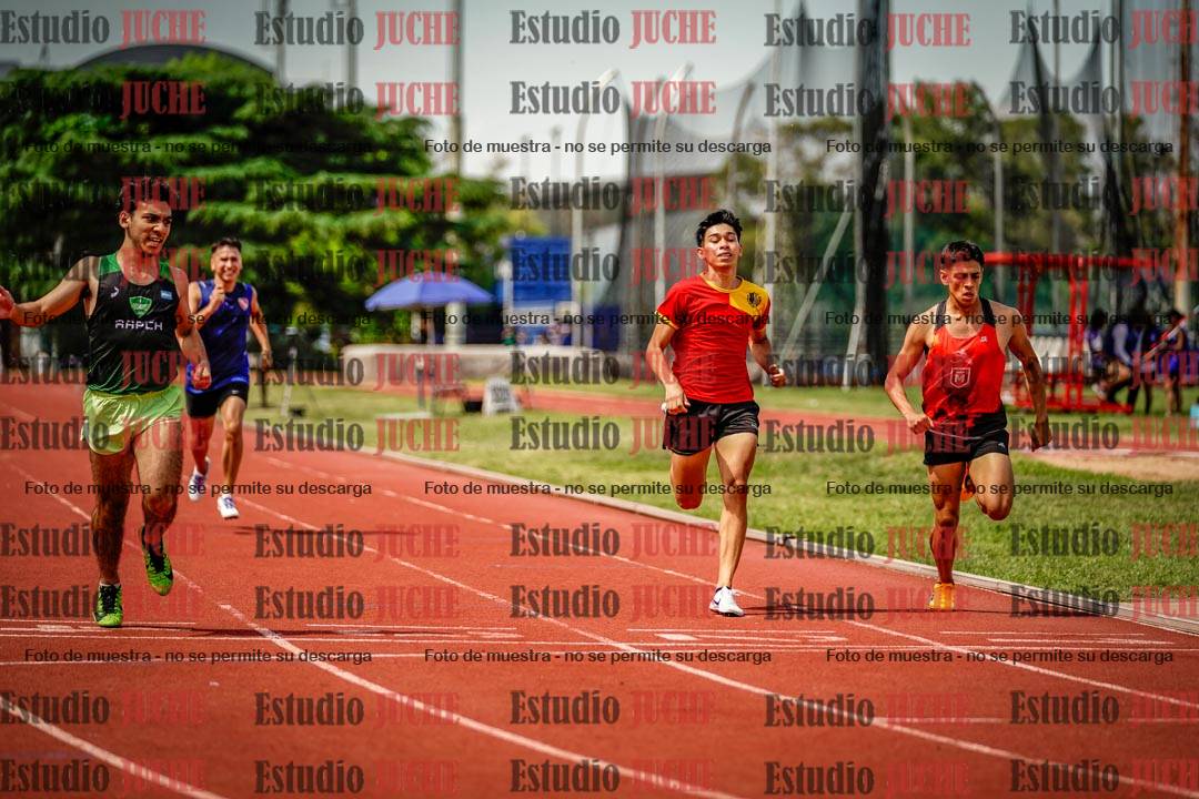 Fotos de los 400 m llanos de varones