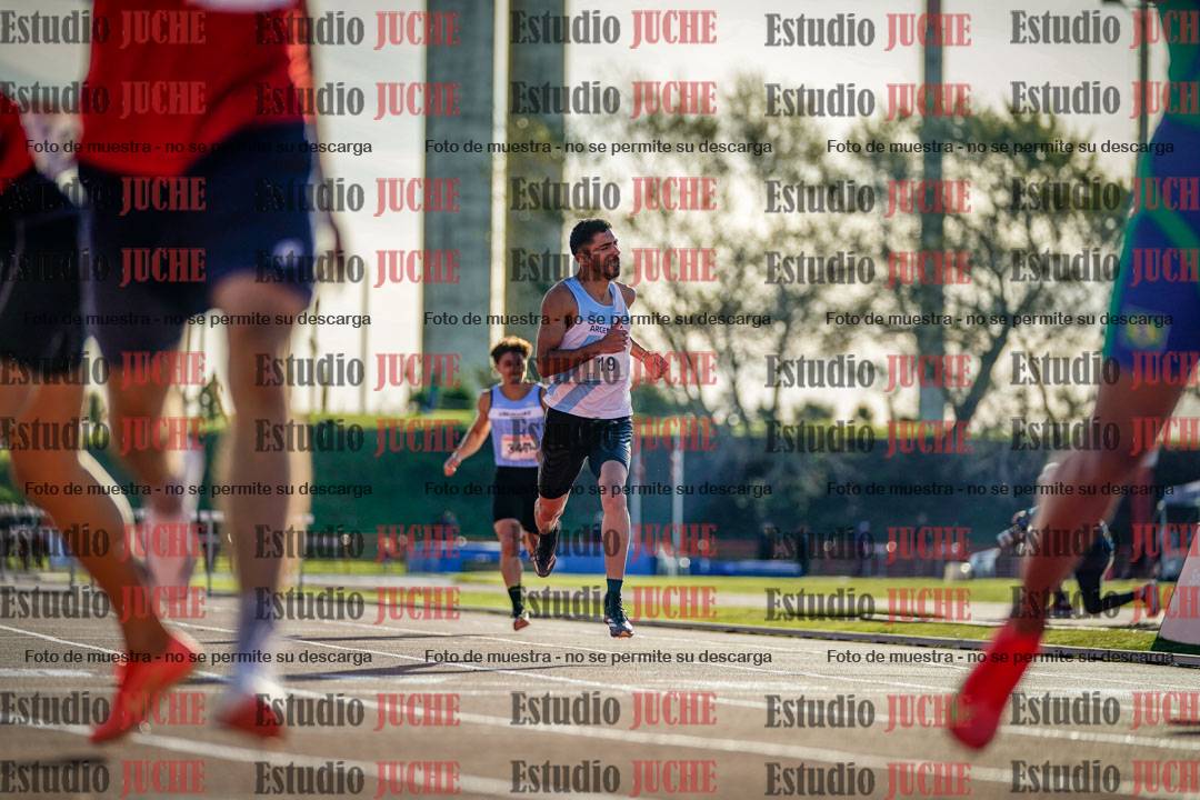 Fotos de los 400 m con vallas de varones - FINAL