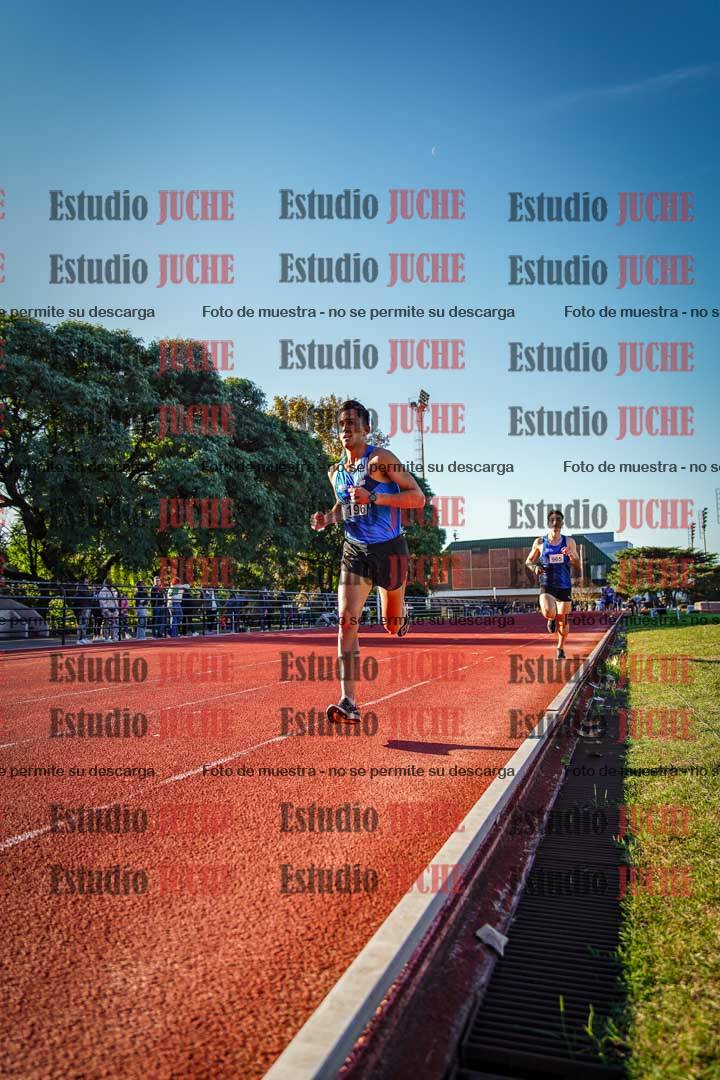 Fotos de los 3000 m llanos de varones
