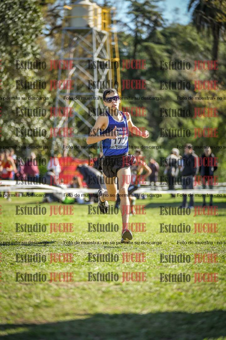 Fotos de la llegada del cross de 2000 m