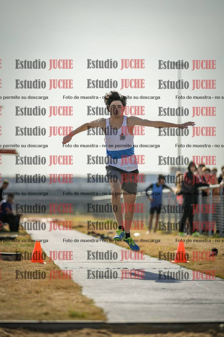 Fotos del salto triple de varones