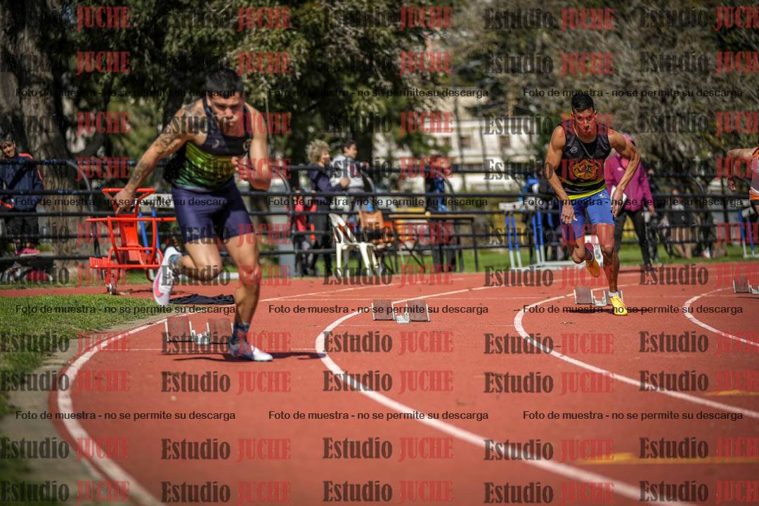 Fotos de los 200 m llanos de varones