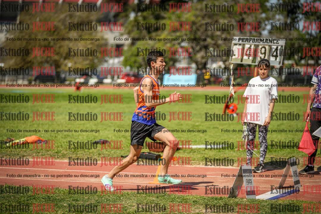 Fotos del salto en largo de varones - (incluye octatlón)