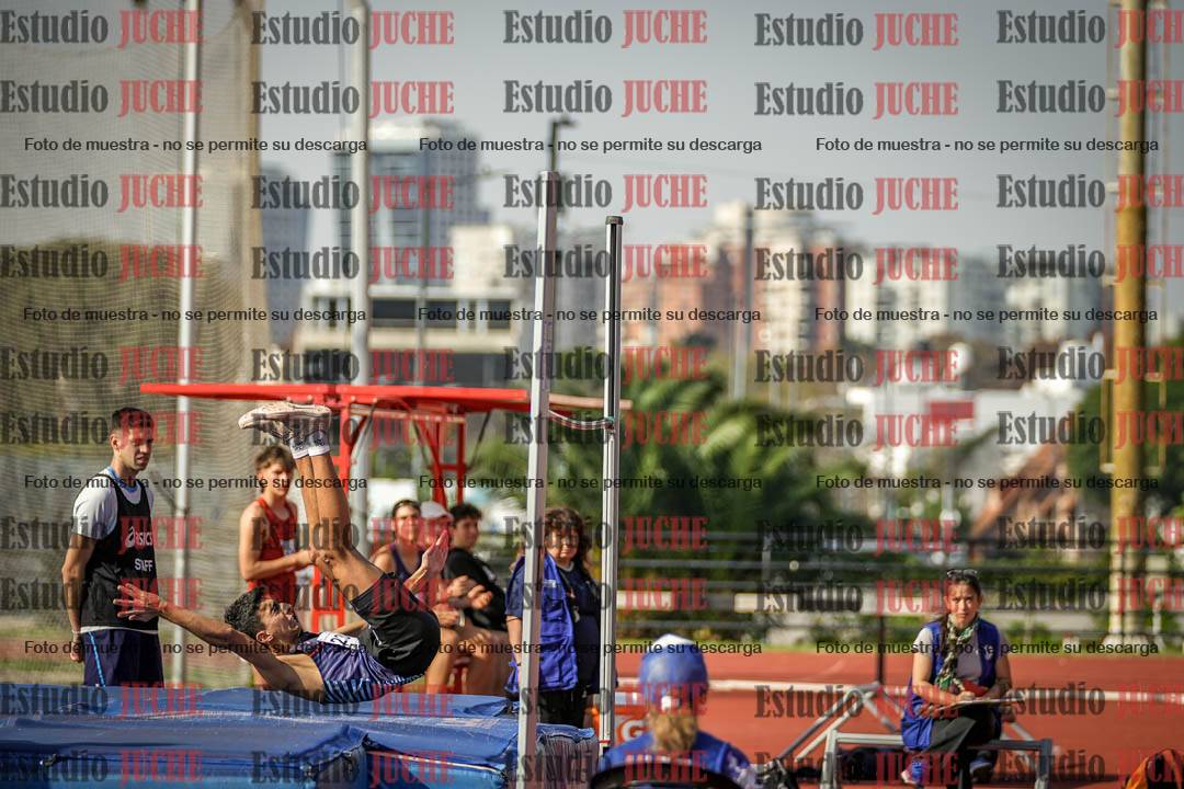 Fotos del salto en alto de varones