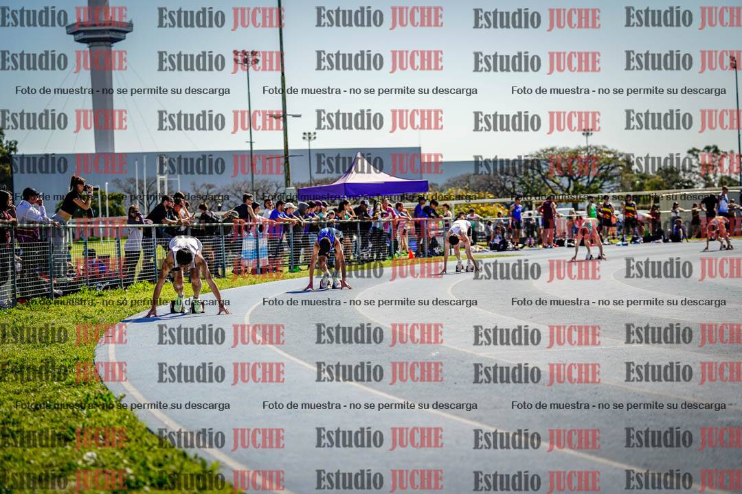 Fotos de los 400 m llanos de varones