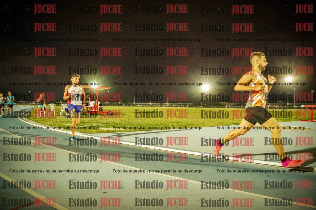 Fotos de los 3000 m llanos de varones