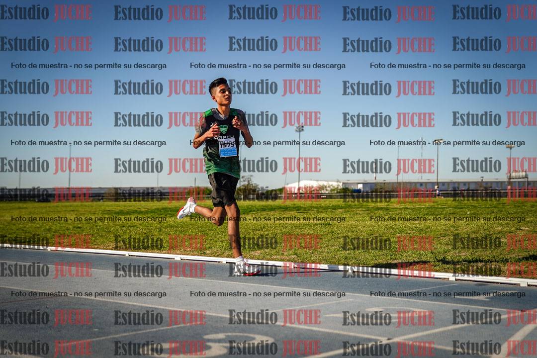 Fotos de los 2000 m llanos de varones