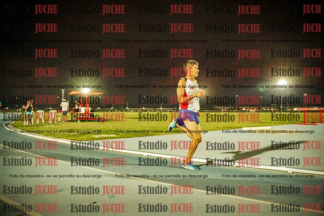Fotos de los 3000 m llanos de varones