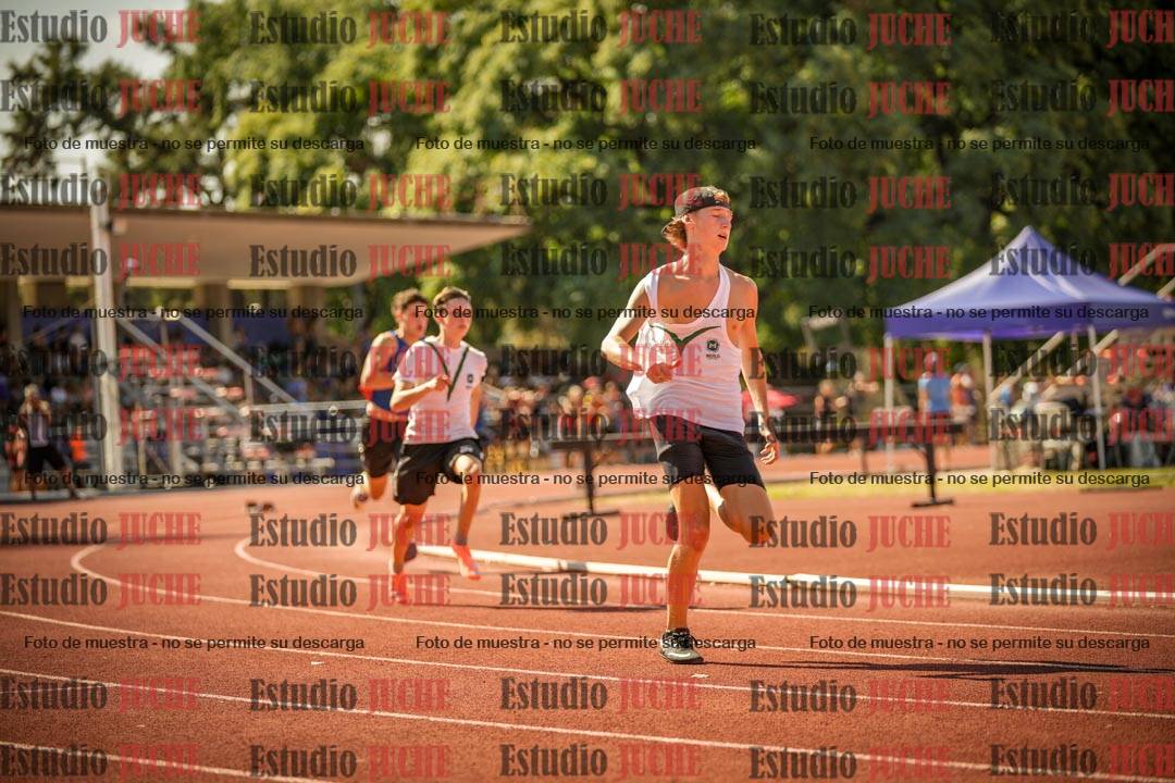 Fotos de los 400 m llanos de varones