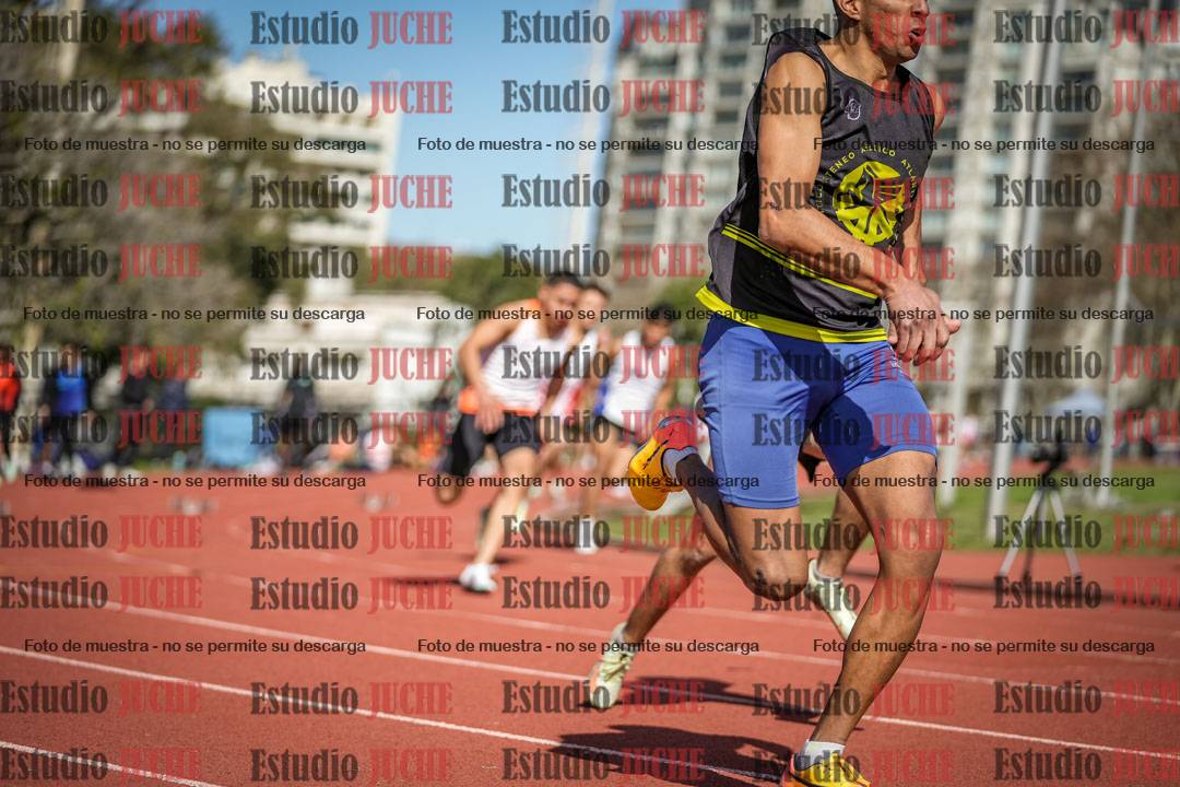 Fotos de los 200 m llanos de varones