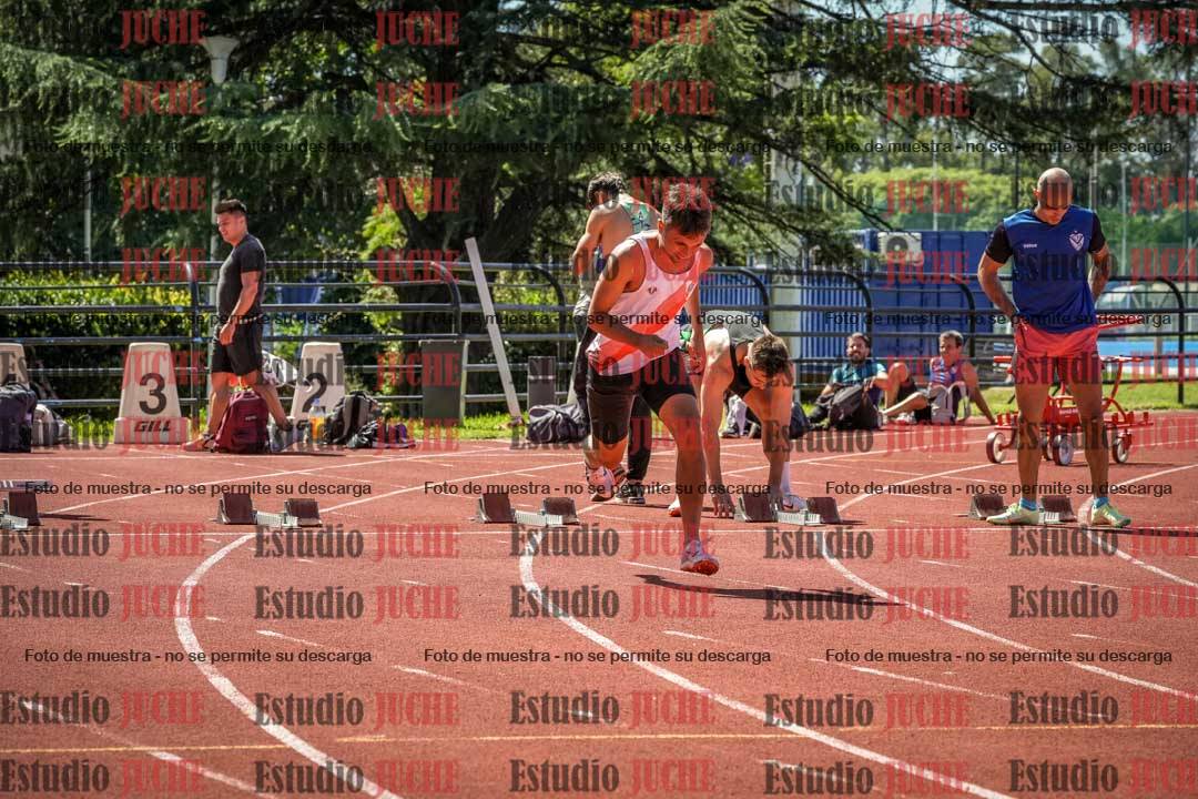 Fotos de los 100 m llanos de varones