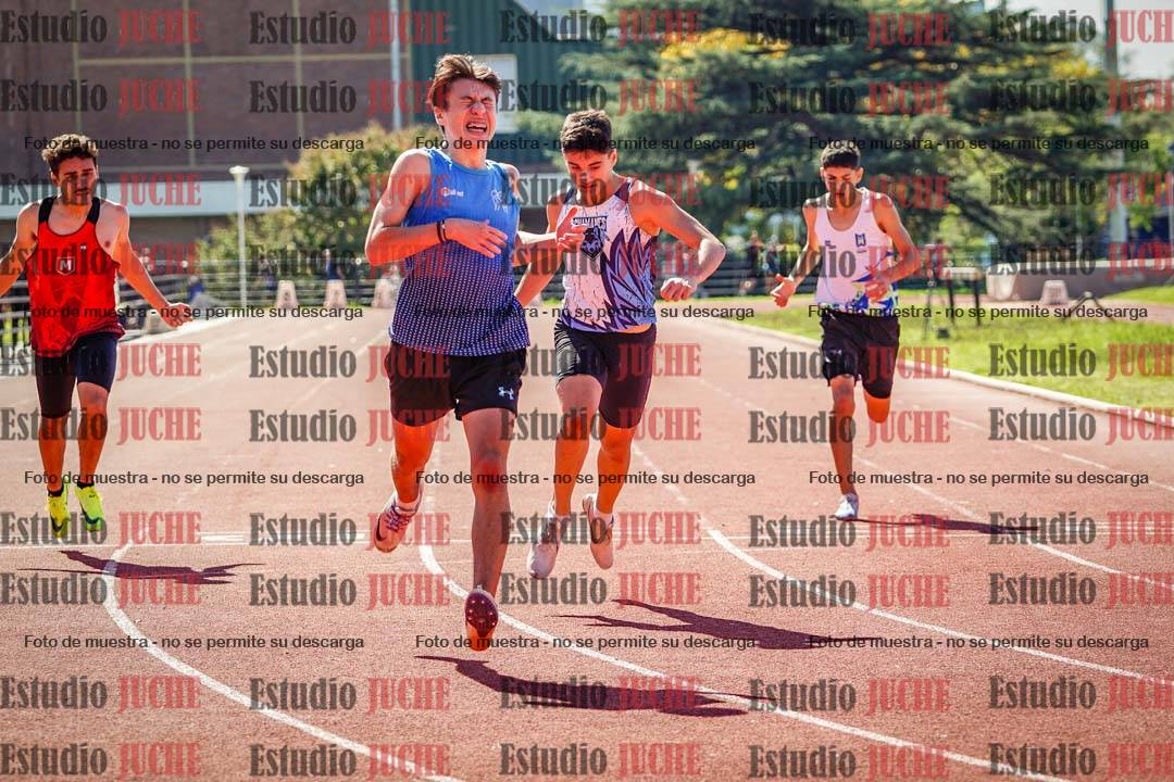 Fotos de los 200 m llanos de varones