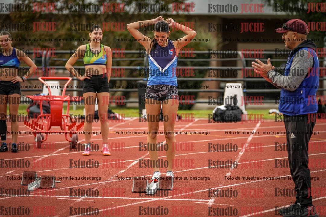 Fotos de los 100 m llanos de mujeres - FINAL