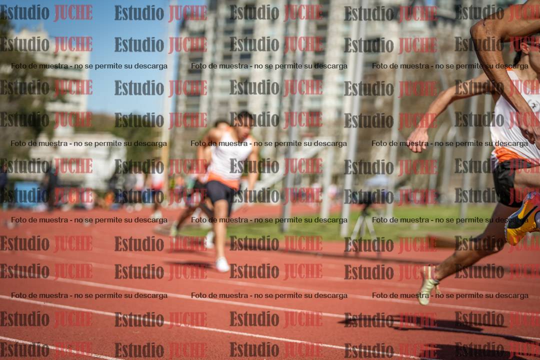 Fotos de los 200 m llanos de varones