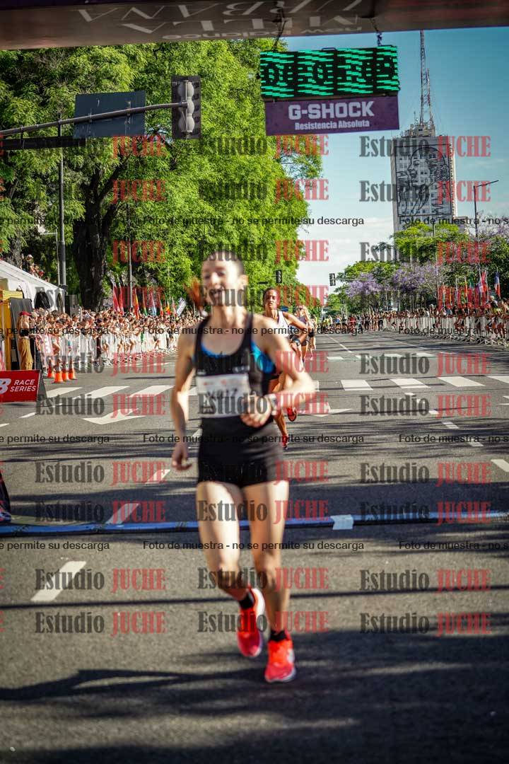 Fotos de la llegada - categoría ÉLITE FEMENINA