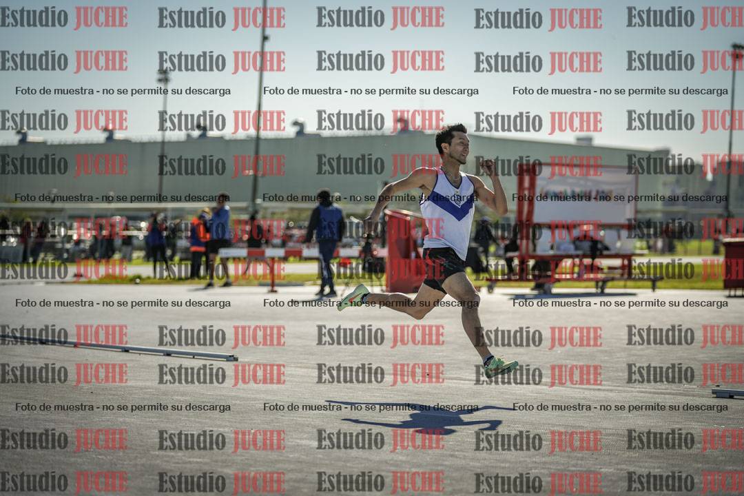 Fotos de los 400 m llanos de varones