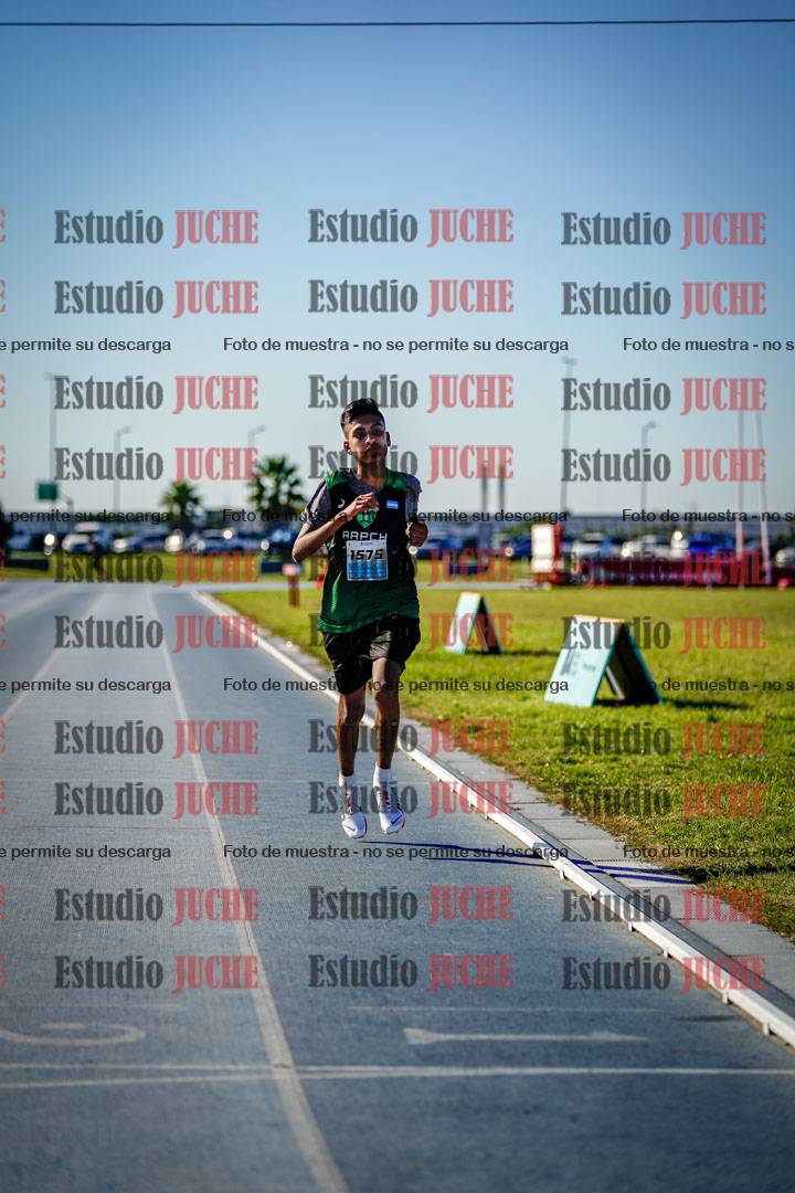 Fotos de los 2000 m llanos de varones