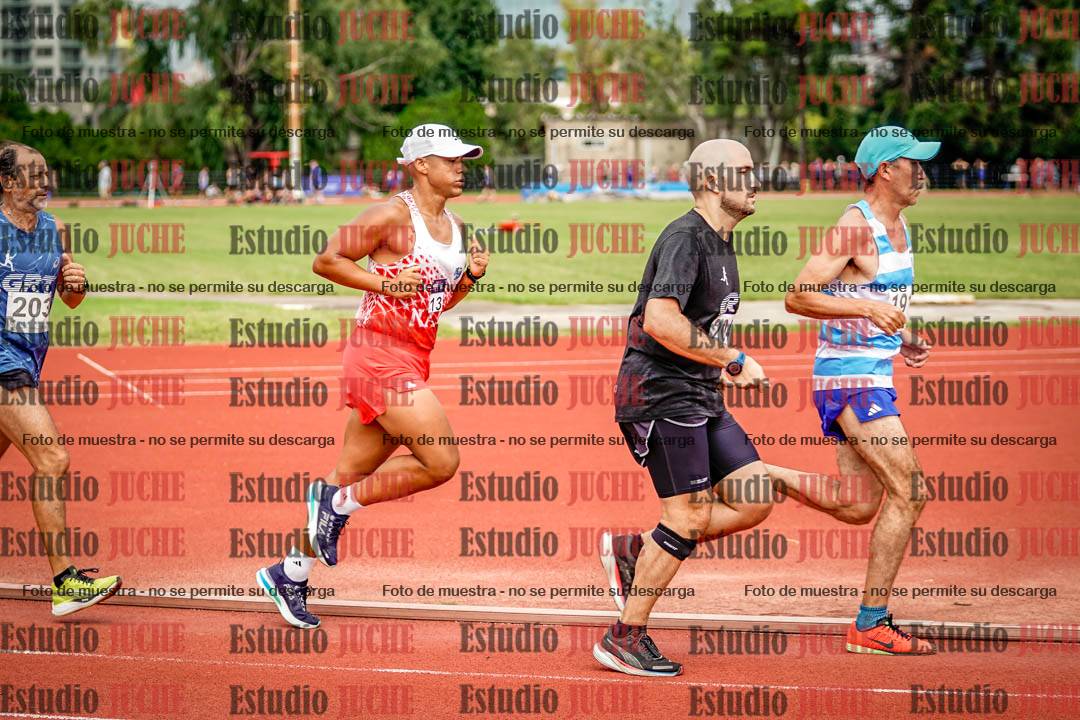 Fotos de los 3000 m llanos de varones