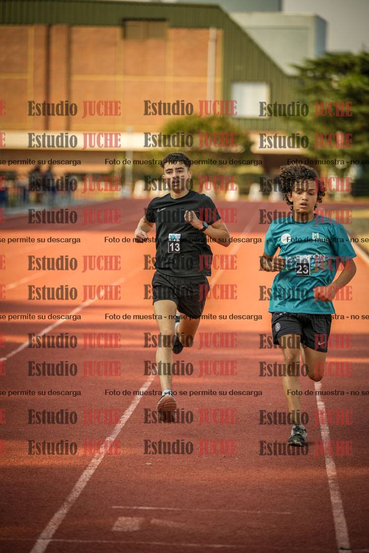 Fotos de los 1500 m llanos de varones