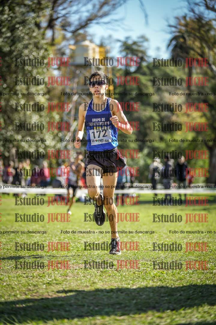 Fotos de la llegada del cross de 2000 m