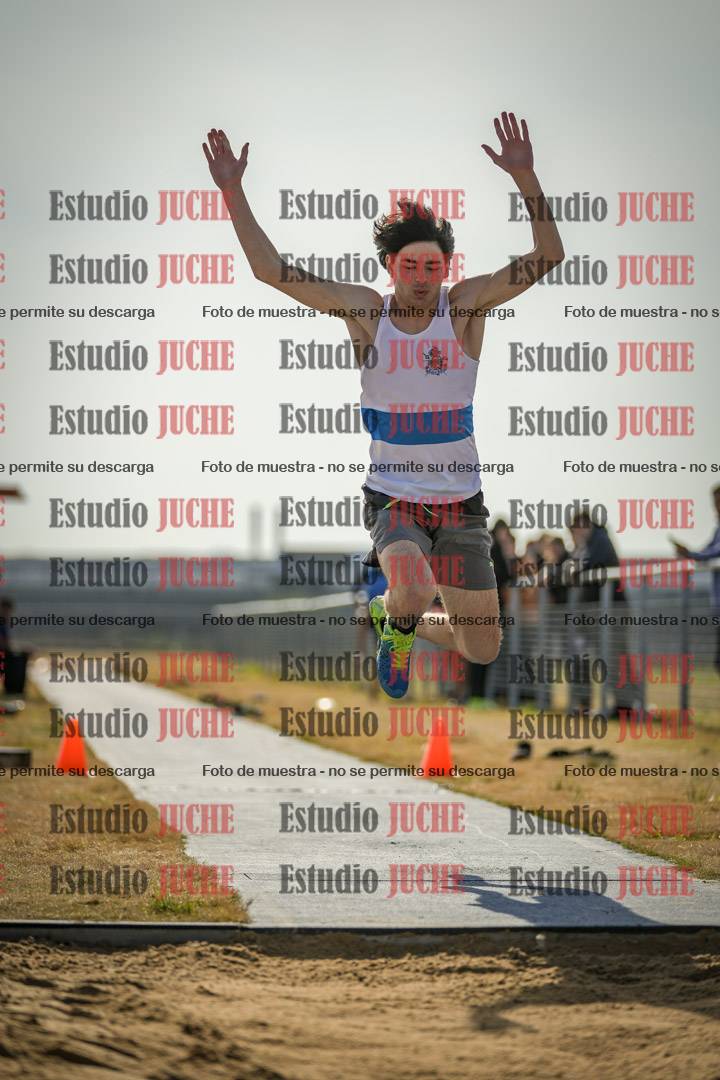 Fotos del salto triple de varones
