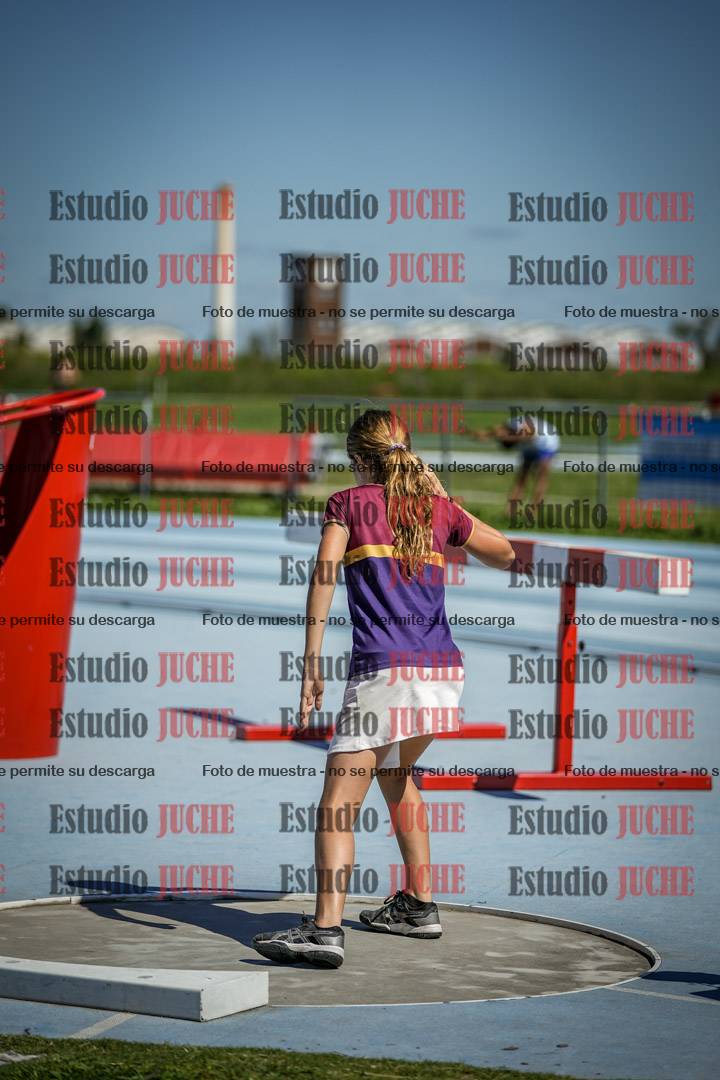 Fotos del lanzamiento de bala de mujeres - U14