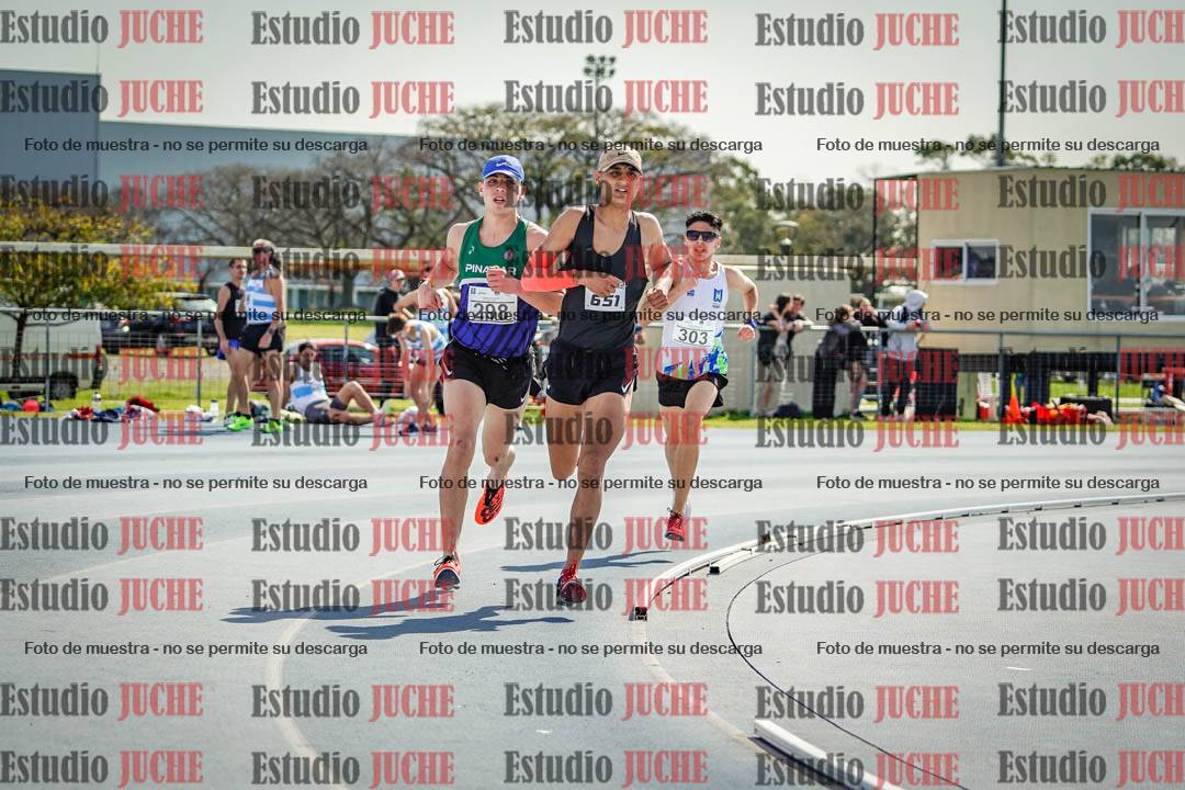 Fotos de los 3000 m llanos de varones