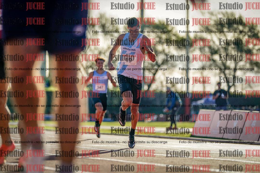 Fotos de los 400 m con vallas de varones - FINAL