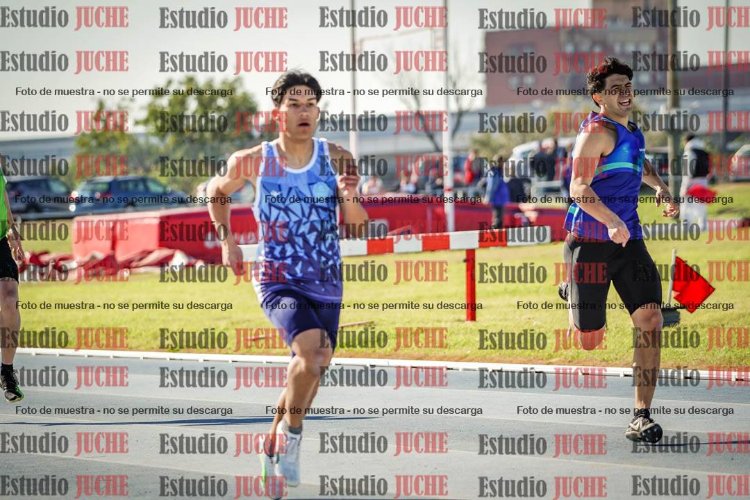 Fotos de los 400 m llanos de varones