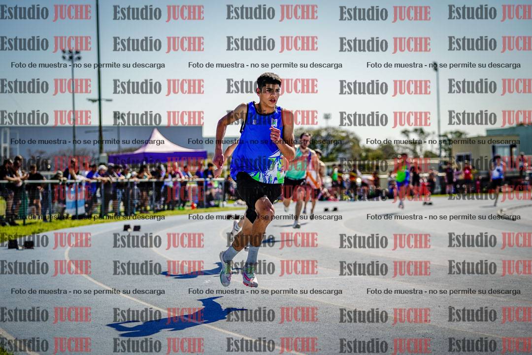 Fotos de los 400 m llanos de varones