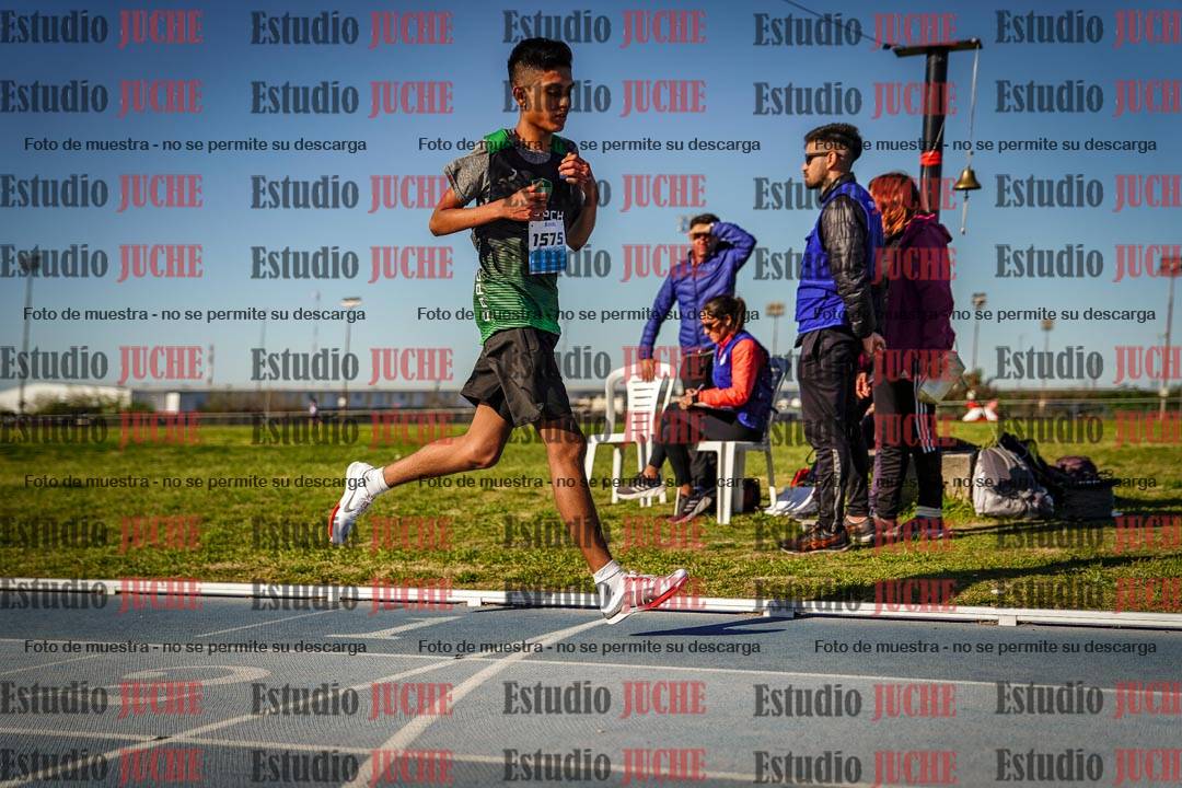 Fotos de los 2000 m llanos de varones