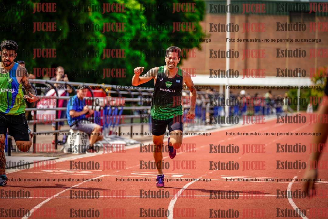 Fotos de los 400 m llanos de varones